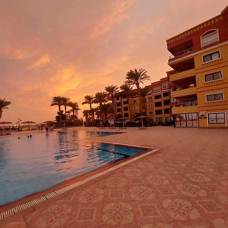 Esplanada Beach Apartment Hurghada Ngoại thất bức ảnh