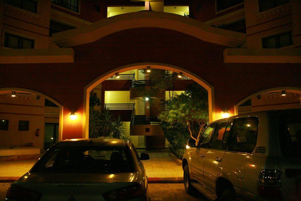 Esplanada Beach Apartment Hurghada Ngoại thất bức ảnh